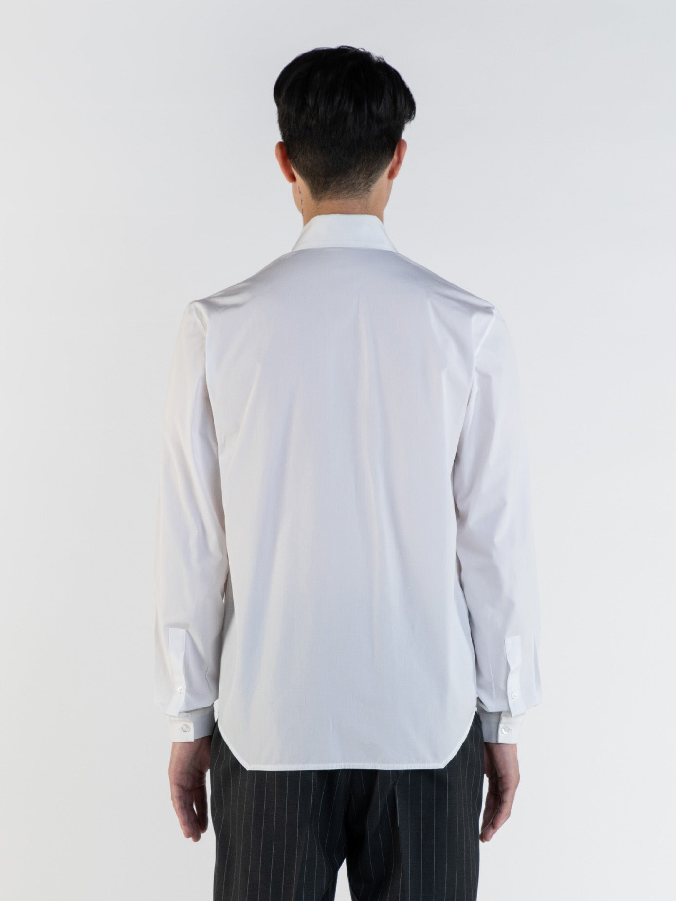 LA CHEMISE COL FRANÇAIS.