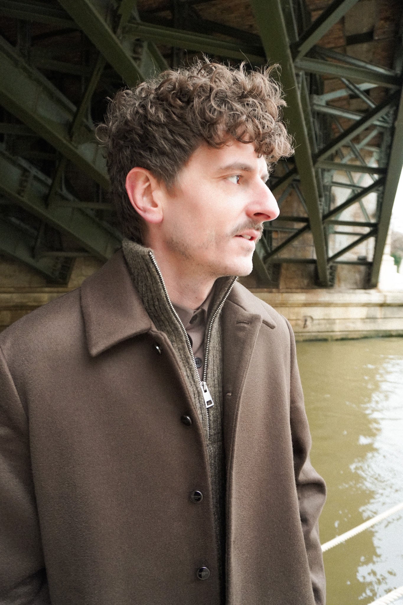 LE MANTEAU MARRON LONG MINIMALISTE EN LAINE ET CACHEMIRE - Lebrun Paris