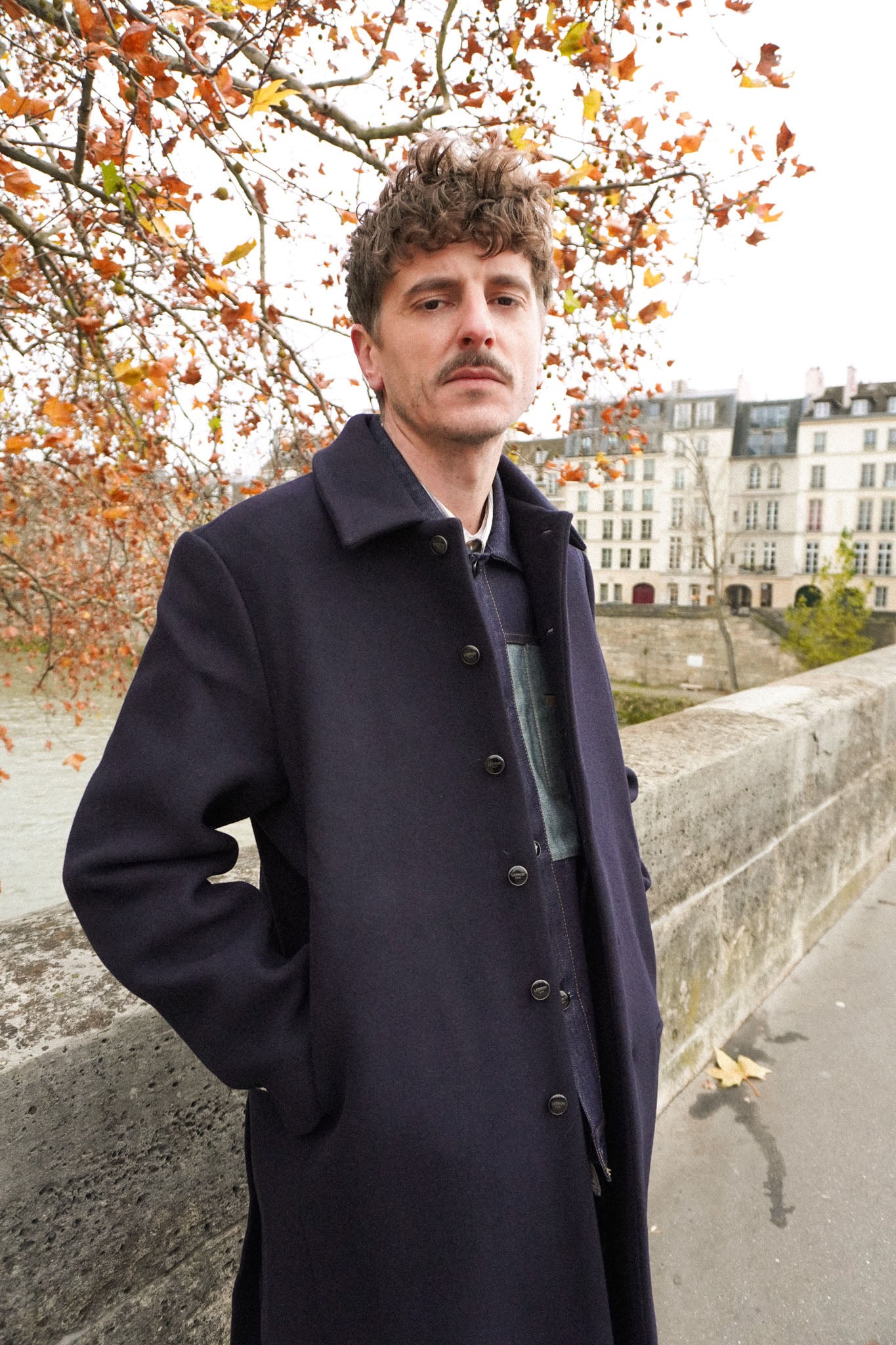 Manteau bleu long en laine minimaliste - Lebrun Paris