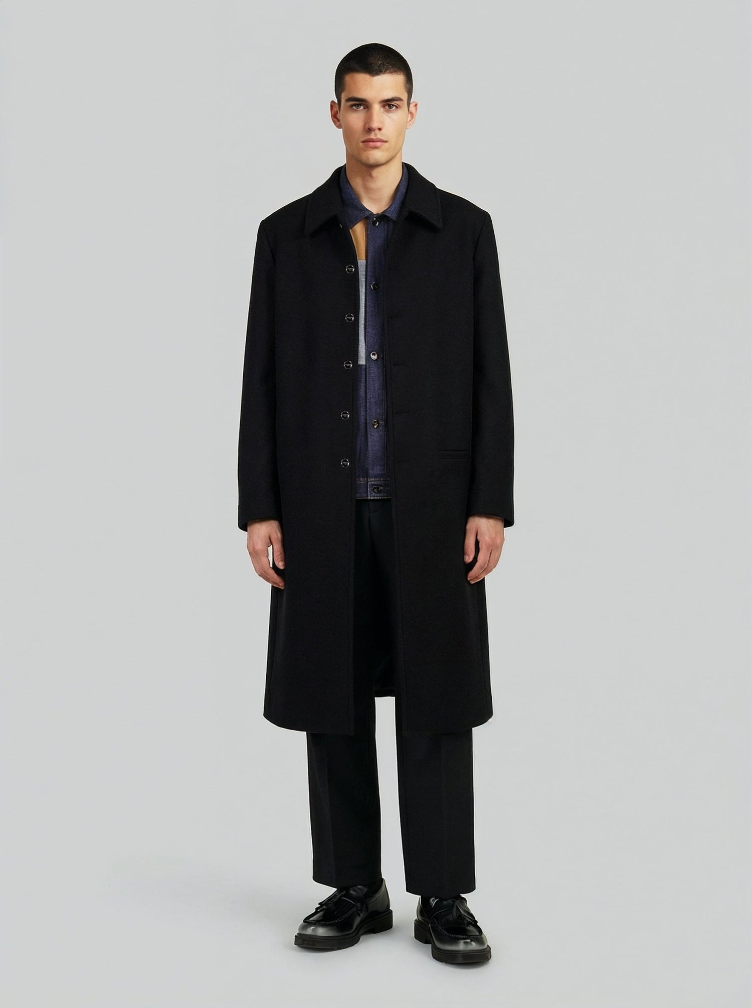 LE MANTEAU NOIR LONG MINIMALISTE EN LAINE - Lebrun Paris
